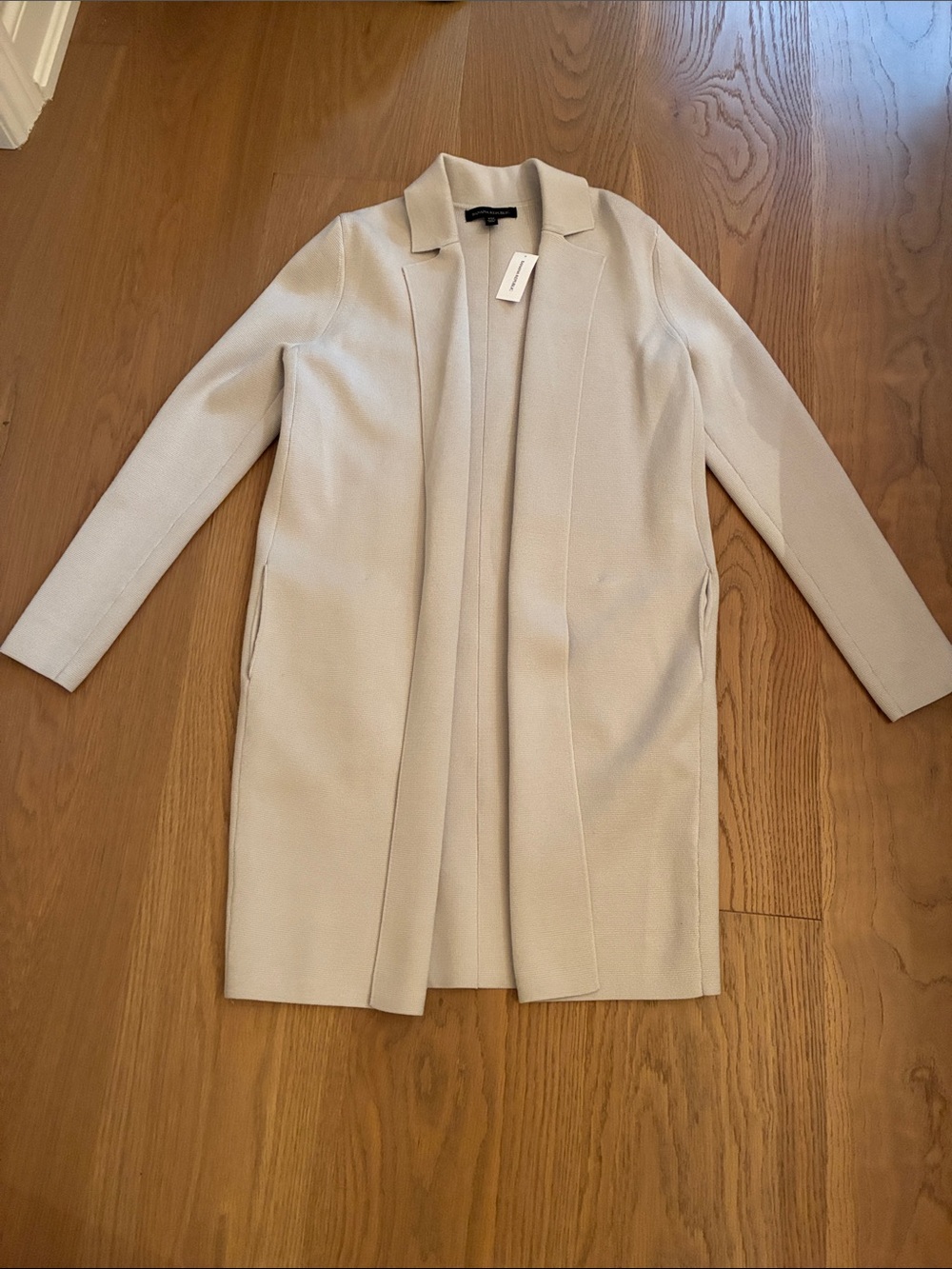 Banana Republic Women's Open Front Cream Longline Sweater Blazer. XXS. NWT.